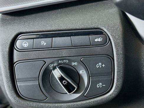 Used 2024 INFINITI QX50 Luxe image 16