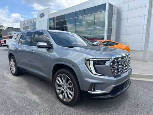Used 2025 GMC Acadia Denali w/ Super Cruise Package FWD image 1