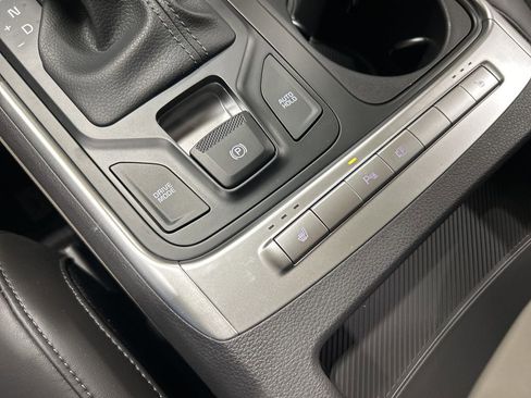 New 2026 Kia Carnival image 23