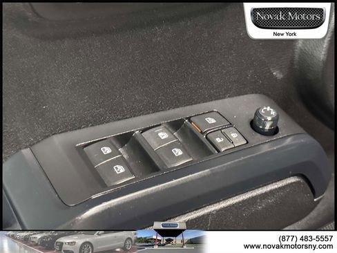 Used 2022 Toyota Tacoma SR5 image 14