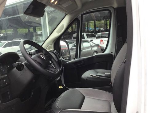 Used 2026 RAM ProMaster 2500 w/ Convenience Group FWD image 6