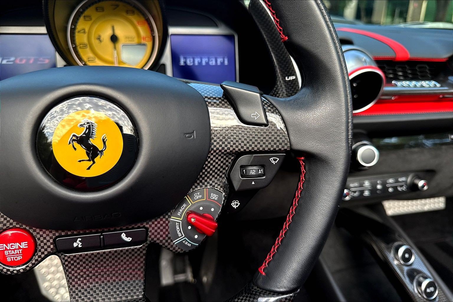 Used 2022 Ferrari 812 GTS RWD image 12
