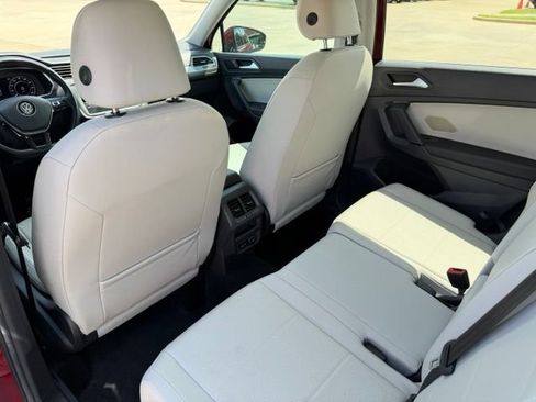 Used 2019 Volkswagen Tiguan S FWD image 22