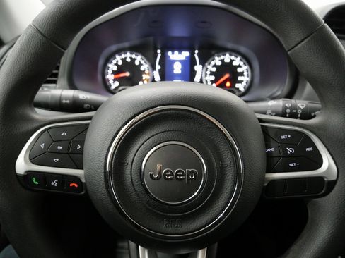 Certified 2023 Jeep Renegade Latitude image 16