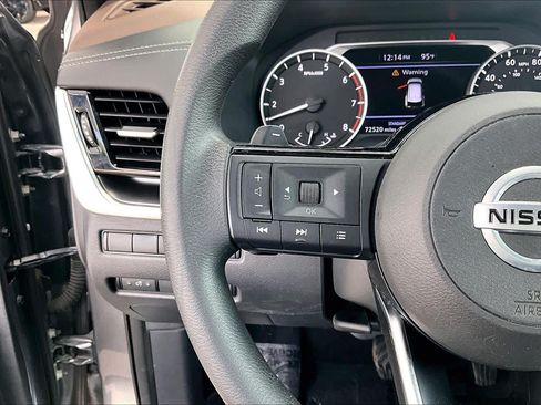 Certified 2021 Nissan Rogue SV FWD image 23