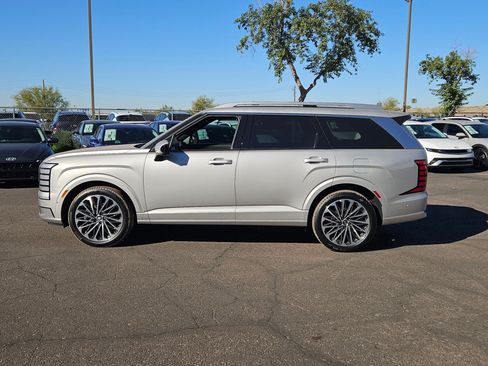New 2026 Hyundai Palisade Calligraphy FWD image 5