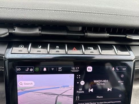 Used 2021 Jeep Grand Cherokee L Limited AWD/4WD image 16