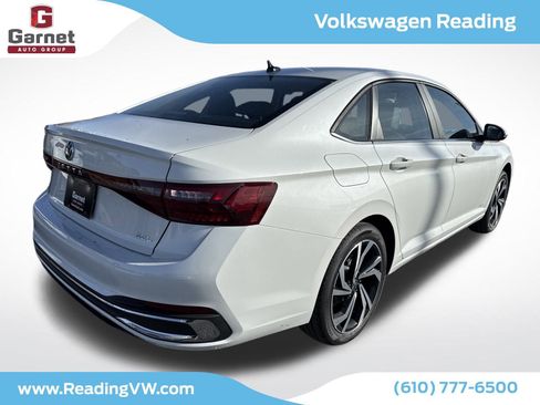 New 2026 Volkswagen Jetta SEL image 5