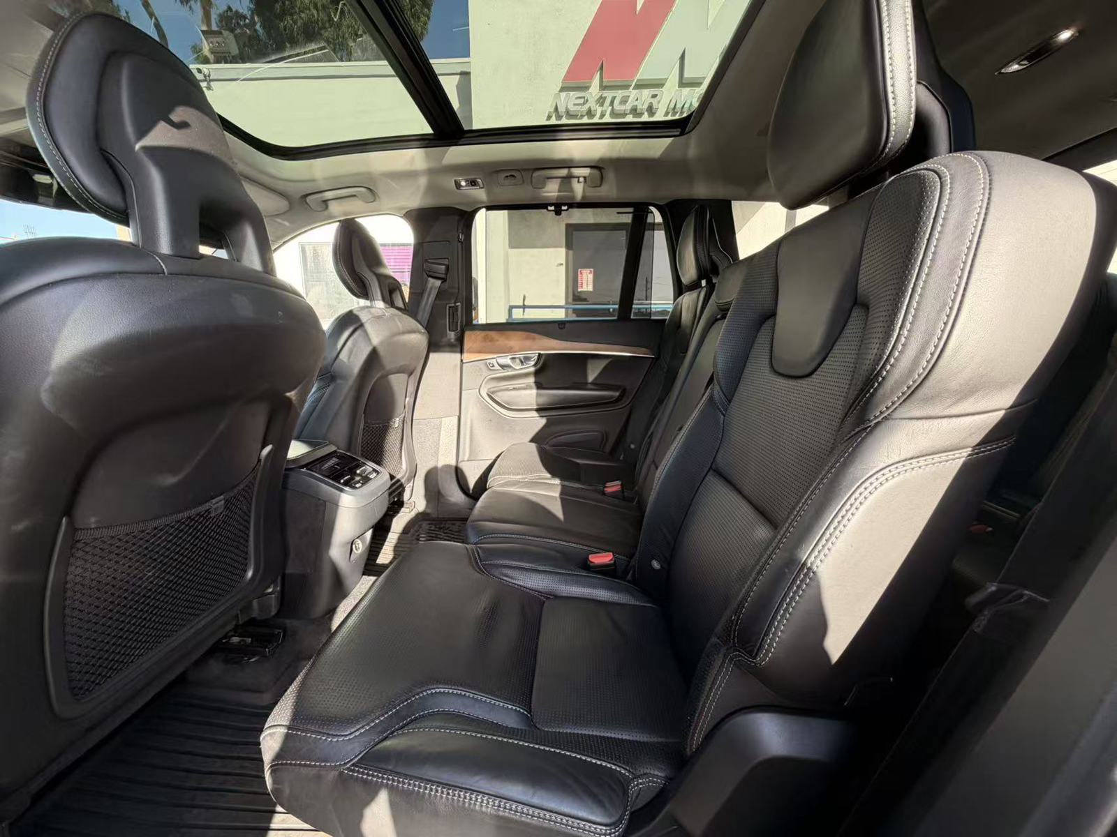 Used 2017 Volvo XC90 T6 Inscription w/ Vision Package AWD/4WD image 11