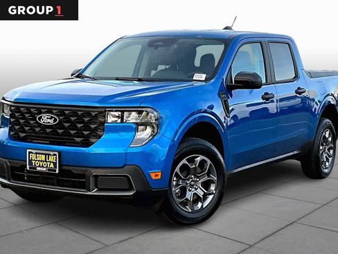 Used 2025 Ford Maverick XLT image 1