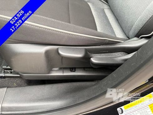 Used 2026 Chevrolet TrailBlazer LT AWD/4WD image 13