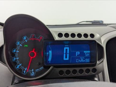 Used 2016 Chevrolet Sonic LTZ image 27