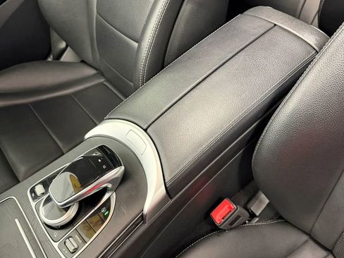 Used 2018 Mercedes-Benz C 300 Sedan w/ Multimedia Package image 28