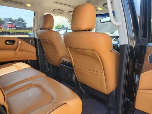Used 2016 INFINITI QX80 4WD w/ Signature Edition Package image 29