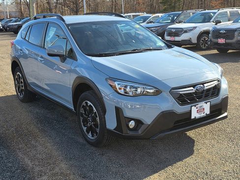 Used 2023 Subaru Crosstrek 2.0i Premium image 9