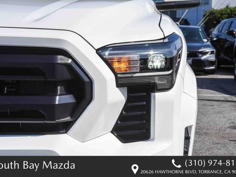 Used 2025 Toyota Tacoma SR5 AWD/4WD image 4