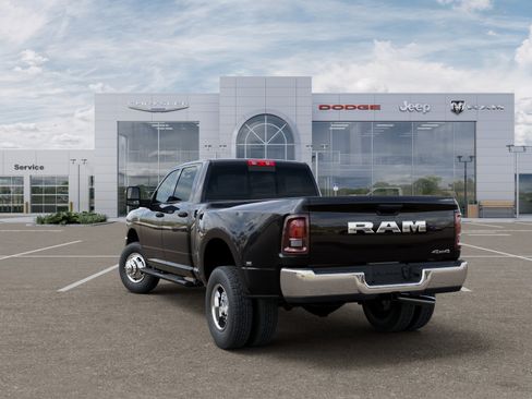 New 2026 RAM 3500 Tradesman AWD/4WD image 29
