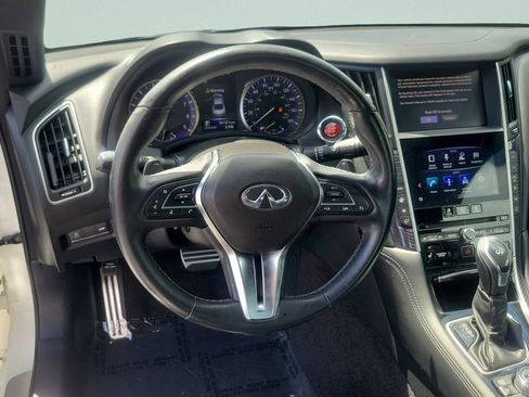 Used 2019 INFINITI Q60 Red Sport 400 w/ Cargo Package RWD image 12
