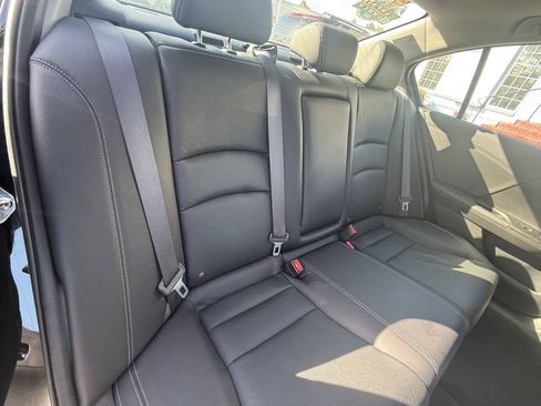 Used 2017 Honda Accord Touring image 27