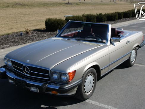 Used 1989 Mercedes-Benz 560 SL image 17