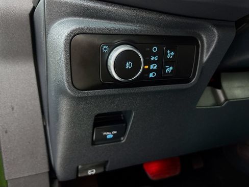 Used 2025 Ford Bronco Badlands AWD/4WD image 10