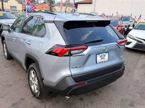 Used 2024 Toyota RAV4 XLE image 5