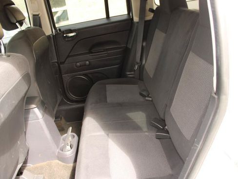 Used 2014 Jeep Patriot Sport FWD image 12