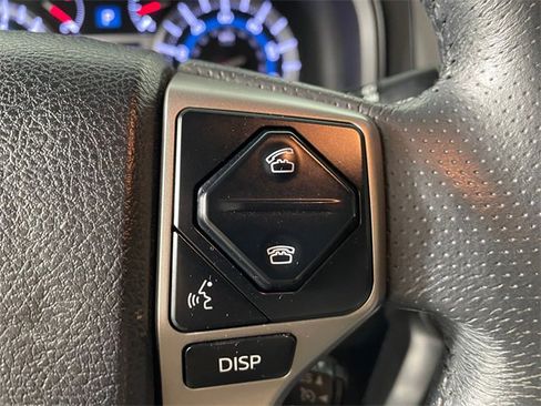Used 2019 Toyota 4Runner SR5 Premium image 12