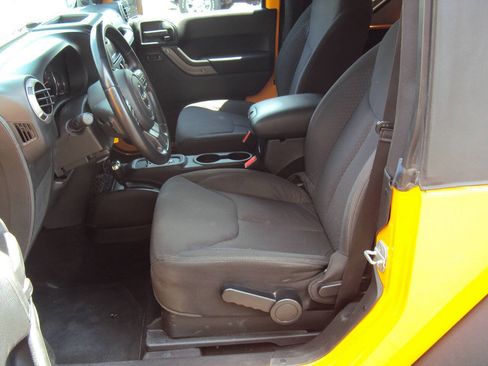 Used 2013 Jeep Wrangler Sport AWD/4WD image 6