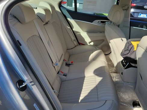 New 2026 Genesis G70 2.5T Prestige image 13