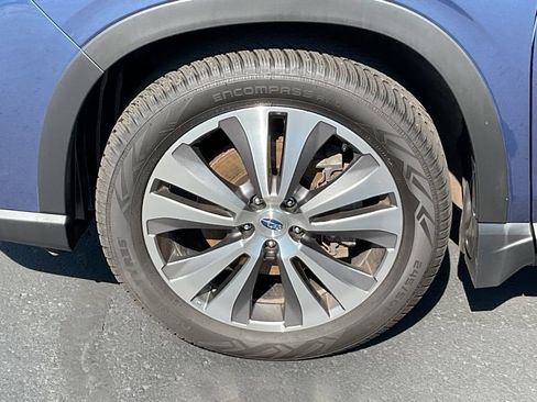 Used 2020 Subaru Ascent Limited w/ Technology Package AWD/4WD image 9