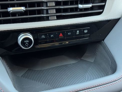 New 2026 Ford Explorer Active image 15