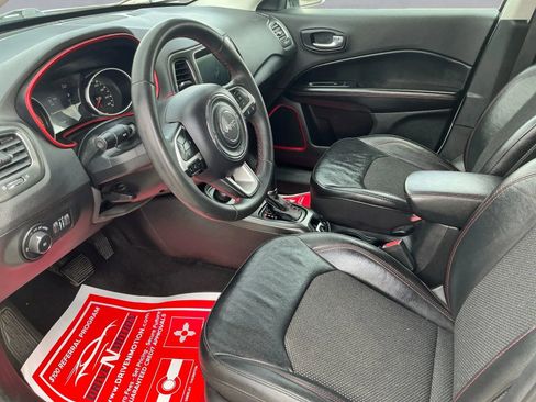 Used 2021 Jeep Compass Trailhawk image 13