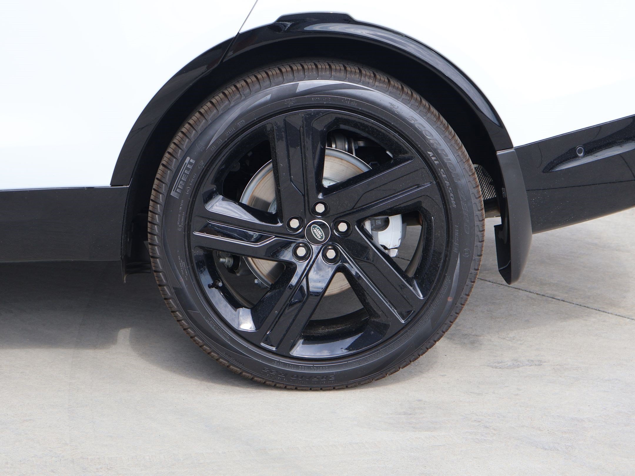 New 2026 Land Rover Discovery Dynamic SE AWD/4WD image 22