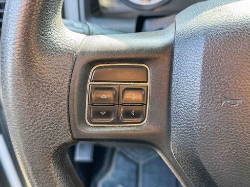 Used 2013 RAM 1500 Express RWD image 17