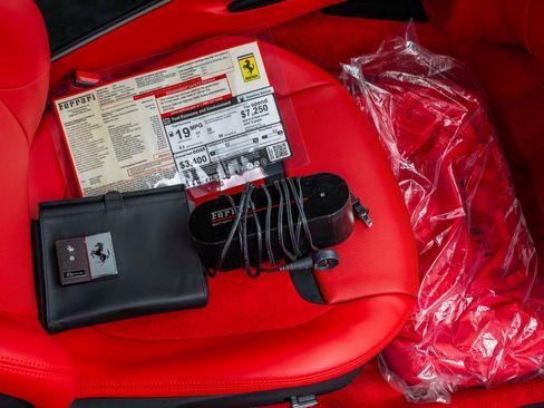 Certified 2024 Ferrari Roma image 27