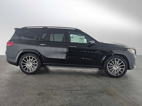 New 2026 Mercedes-Benz GLS 580 4MATIC image 2