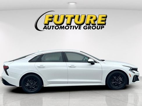 Used 2025 Kia K5 LXS image 3