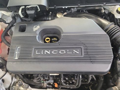 Used 2019 Lincoln Nautilus Select FWD image 30
