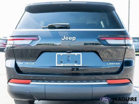 Used 2022 Jeep Grand Cherokee L Limited AWD/4WD image 7