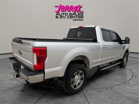 Used 2018 Ford F250 Lariat w/ Lariat Ultimate Package image 5
