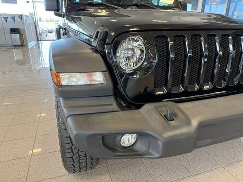 Used 2021 Jeep Wrangler Unlimited Sport image 16