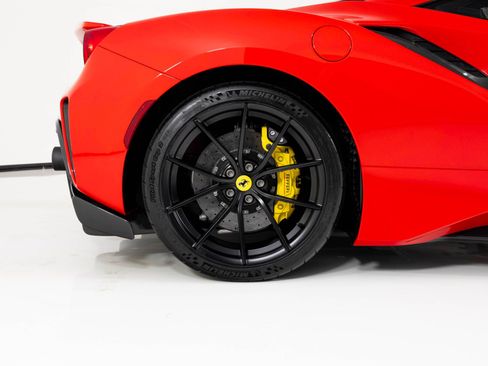 Used 2019 Ferrari 488 Pista Coupe image 12