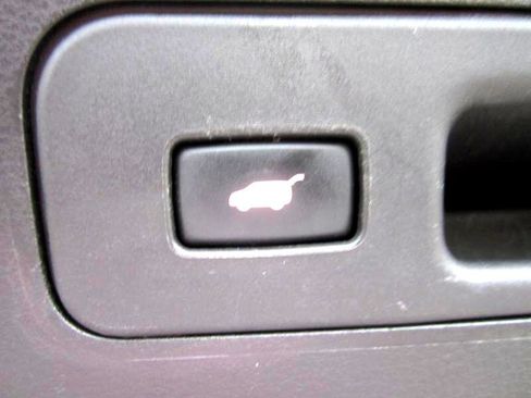 Used 2017 Acura MDX SH-AWD w/ Advance Package image 21