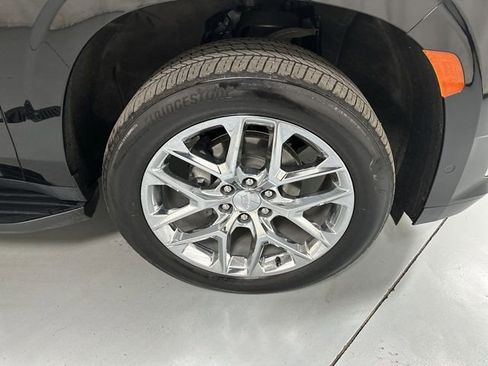 Used 2023 Cadillac Escalade ESV Premium Luxury Platinum image 20