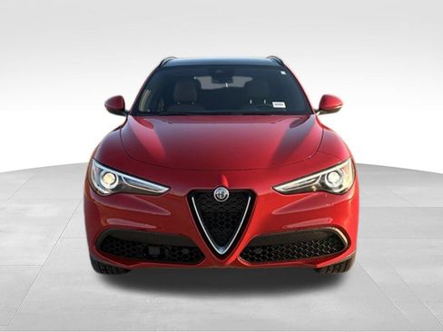 Used 2023 Alfa Romeo Stelvio Ti AWD/4WD image 3