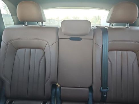 Used 2019 Audi Q5 2.0T Premium w/ Convenience Package image 26