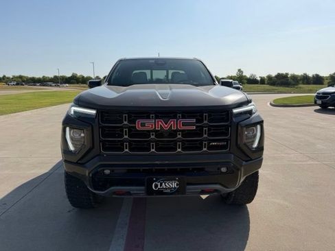 Used 2024 GMC Canyon AT4X AWD/4WD image 11