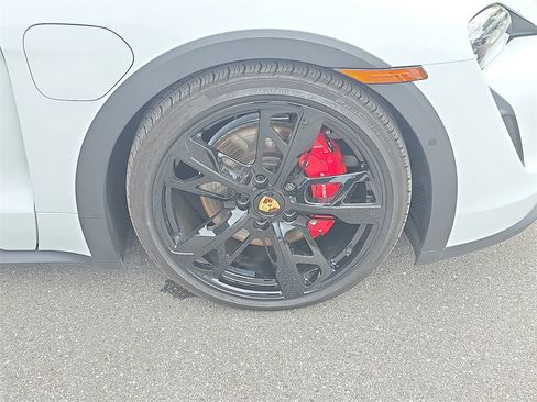 Used 2023 Porsche Taycan 4S image 13