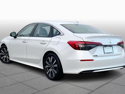 Used 2022 Honda Civic EX image 11
